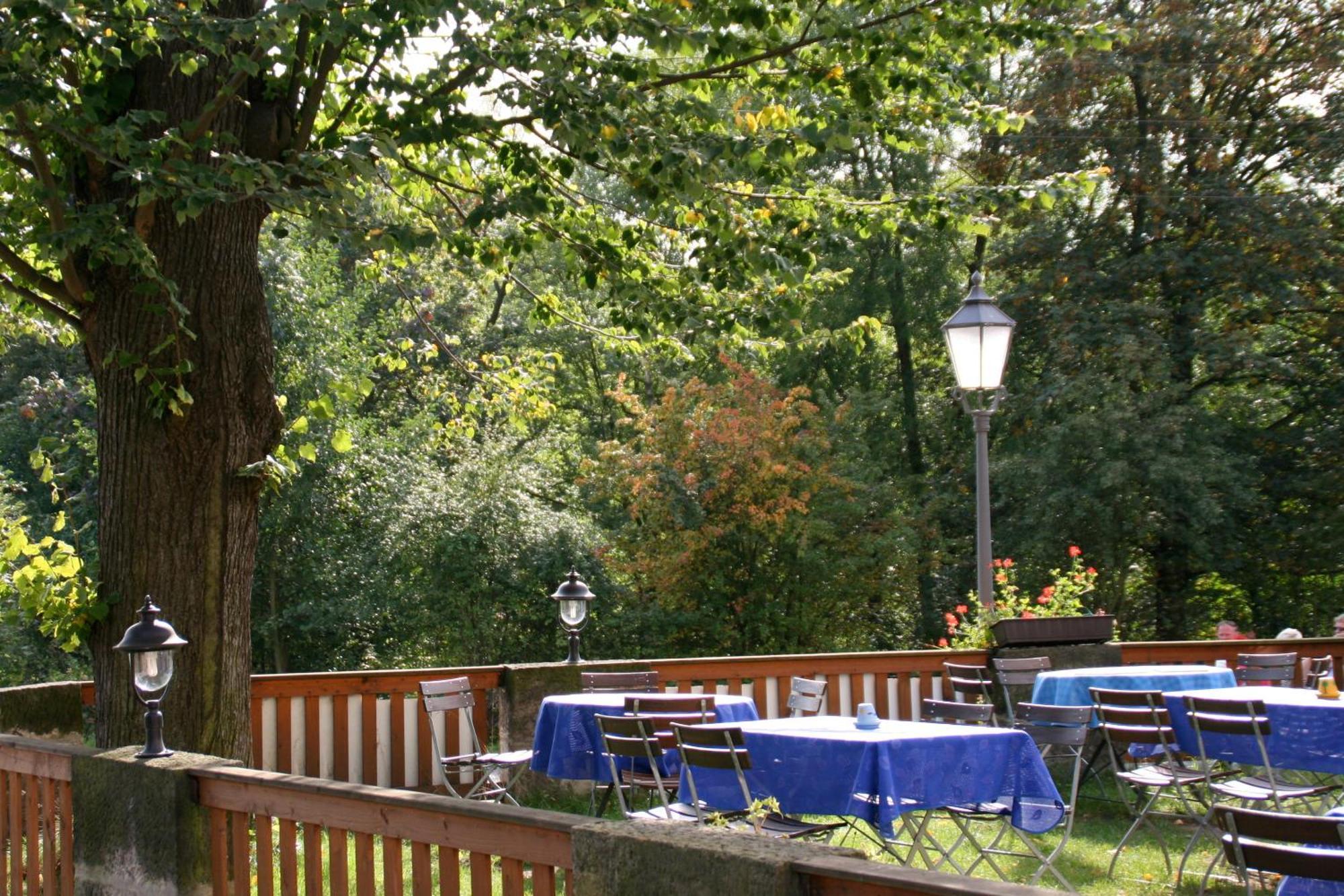 Landgasthof Neue Schaenke Königstein an der Elbe Buitenkant foto